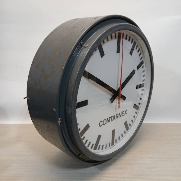 2: Large Double Sided Station Clock (Diameter 60cm) (Non Practical) 
