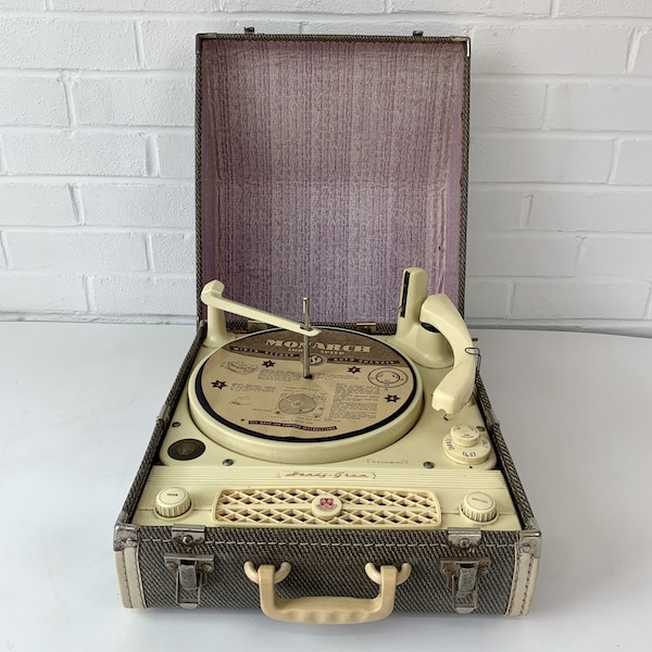 4: Handy-Gram Record Player