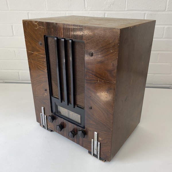 5: Art Deco Radio  (Non Practical)