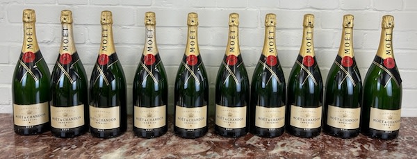 7: Prop Moet & Chandon Champagne Bottle