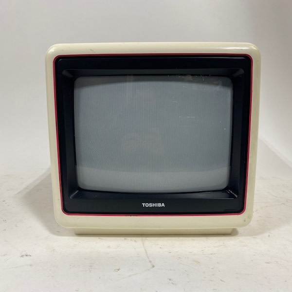 1: Fully Working Cream Toshiba Colour Mini TV (9.5