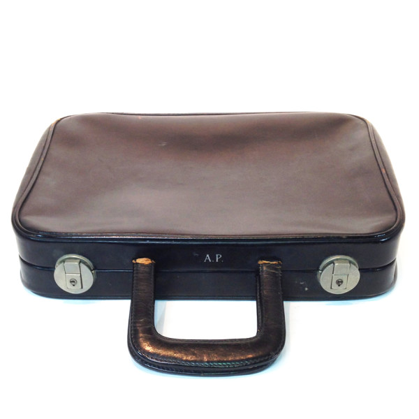 1: Thin Black Soft Leather Suitcase