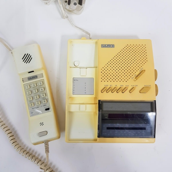3: Retro Dialatron Telephone (Non Practical)