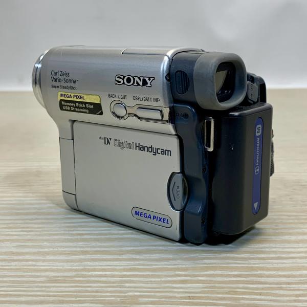 1: Fully Working Sony Digital Handycam (2003)