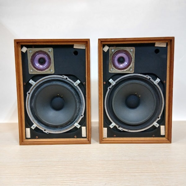 4: Wharfedale Denton2 Speaker (Working)