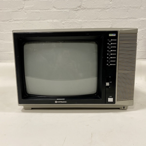 4: Fully Working Colour Hitachi Instavision TV (14