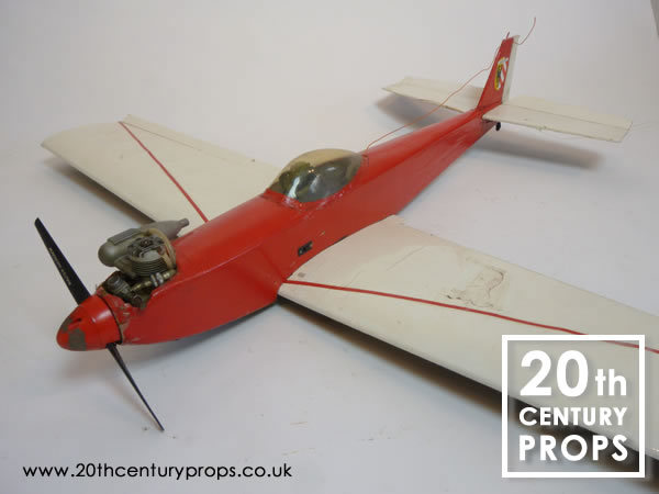 1: Large Model Aircraft With Petrol Engine (non practical)