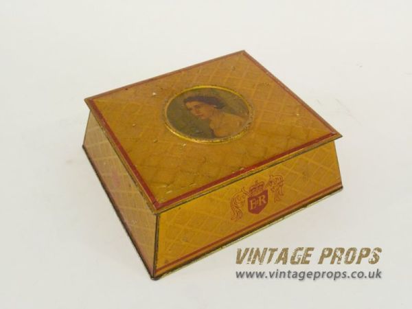 1: Vintage Tin