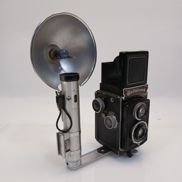 2: Rolleicord 1940's Twin Lens Reflex Press Camera With Flash (Non Practical)