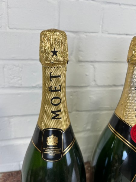 3: Prop Moet & Chandon Champagne Bottle