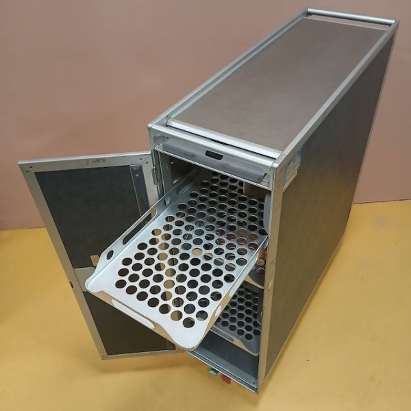 3: Saudia Airlines Silver Service Trolley