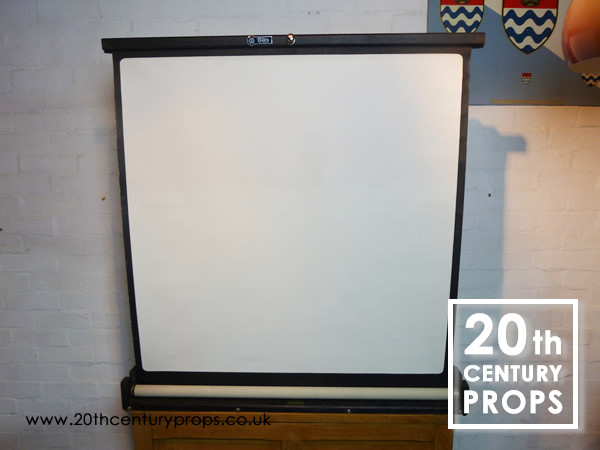 2: Collapsible Projector Screen