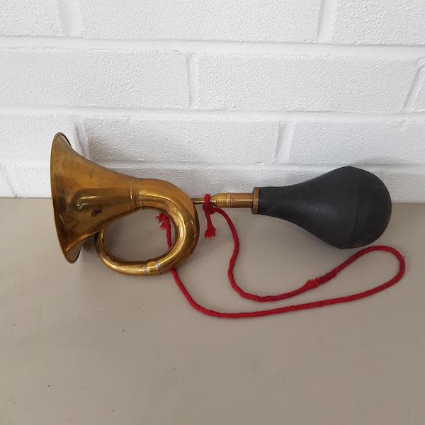 2: Vintage Horn