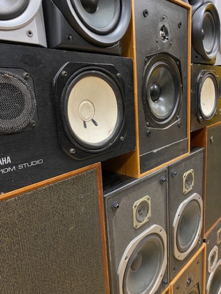 4: Wall Of 15 Vintage & Retro Speakers