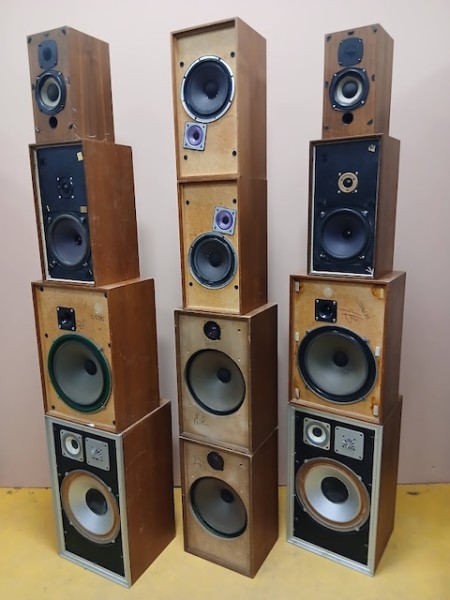 3: Stack Of 3 Rows Of 12 Speakers (Non Practical)