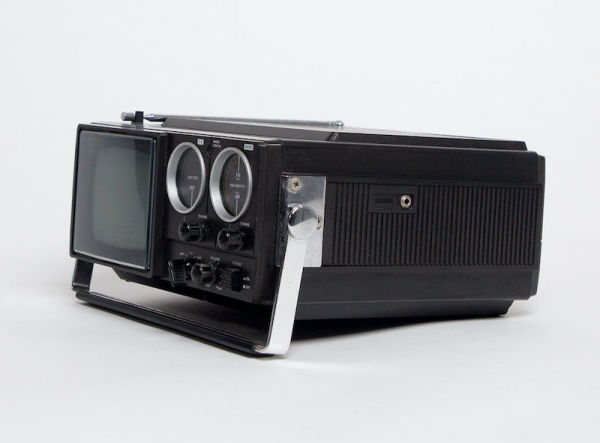 3: Fully Working Crown Mini Portable TV/Radio