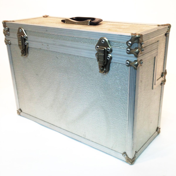 3: Metal Flight Case