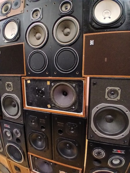 5: Large Wall Of 40 Retro Speakers (Non Practical)