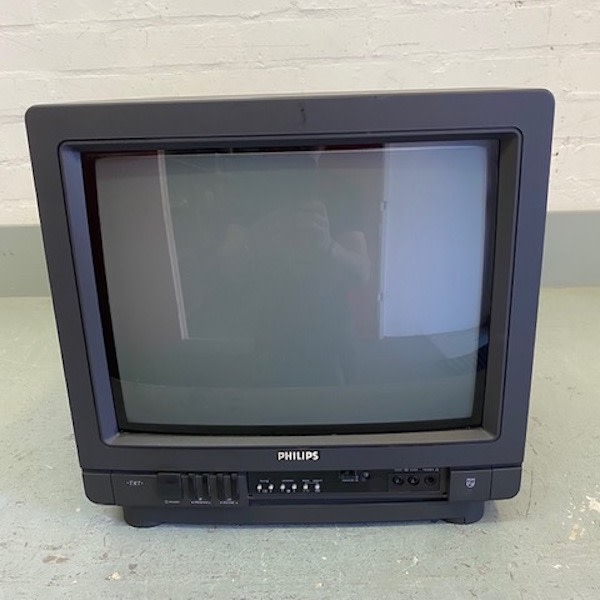 2: Fully Working Philips Colour TV