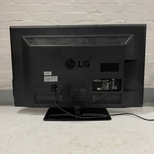 5: Fully Working LG LCD Colour TV