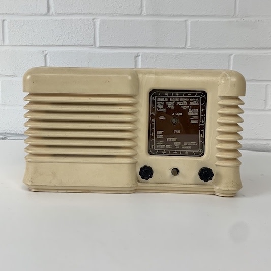 2: Retro Radio (Non Practical)