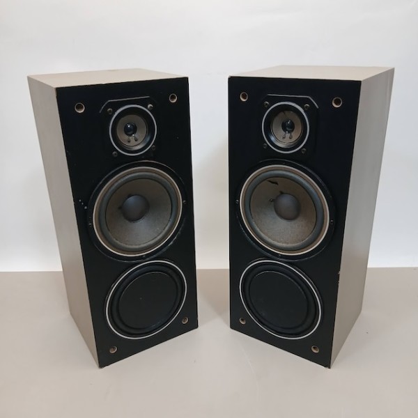 1: Pioneer SX30 Retro Wooden Speaker (Non Practical)