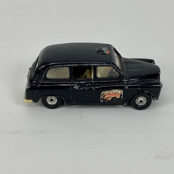 2: Vintage Toy Black Cab