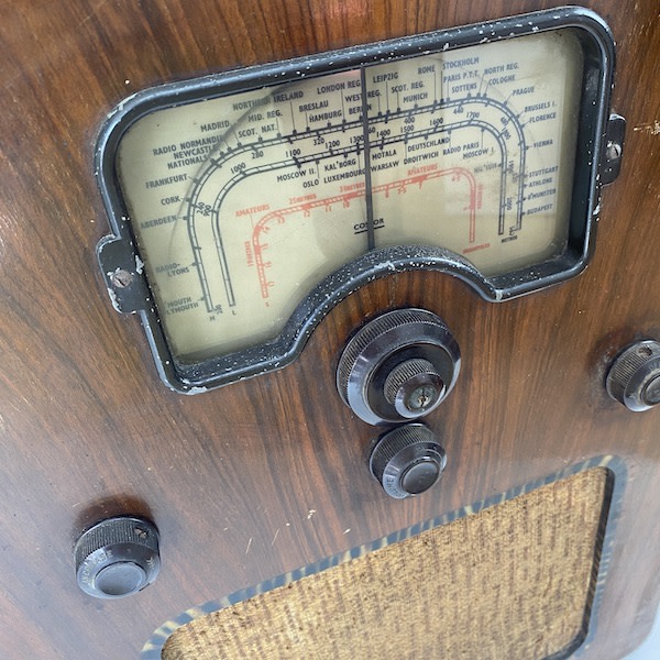 4: Vintage Cossor Radio (1937) (Non Practical)