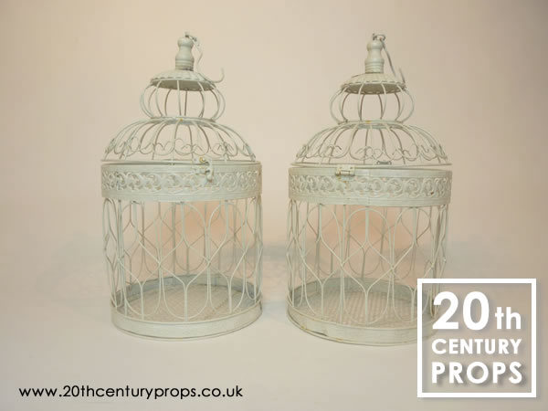 1: Vintage Style Bird Cage