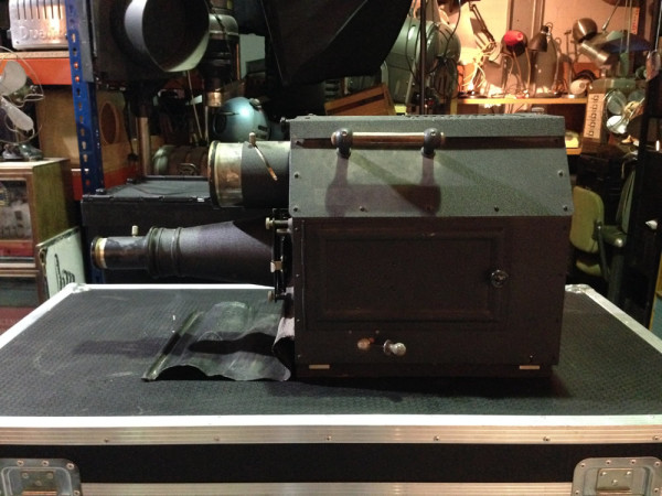 6: Non Practical Vintage Projector