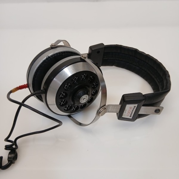 3: Prinzsound Studio 9 Retro Headphones