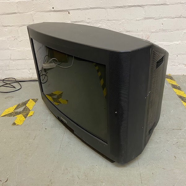 4: Fully Working Sony Trinitron Colour TV (22