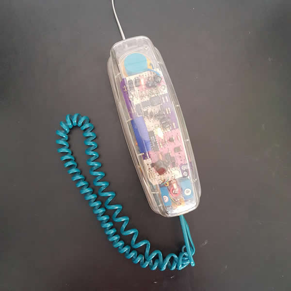 5: 80's/90's Retro Telephone