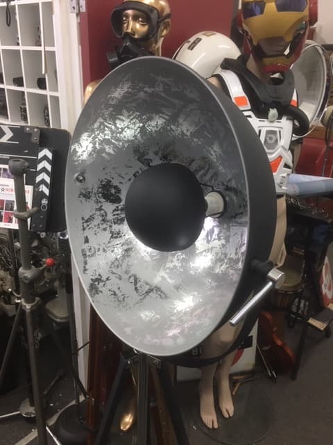 4: Domed Stage Light - Black & Silver Leaf (Working)