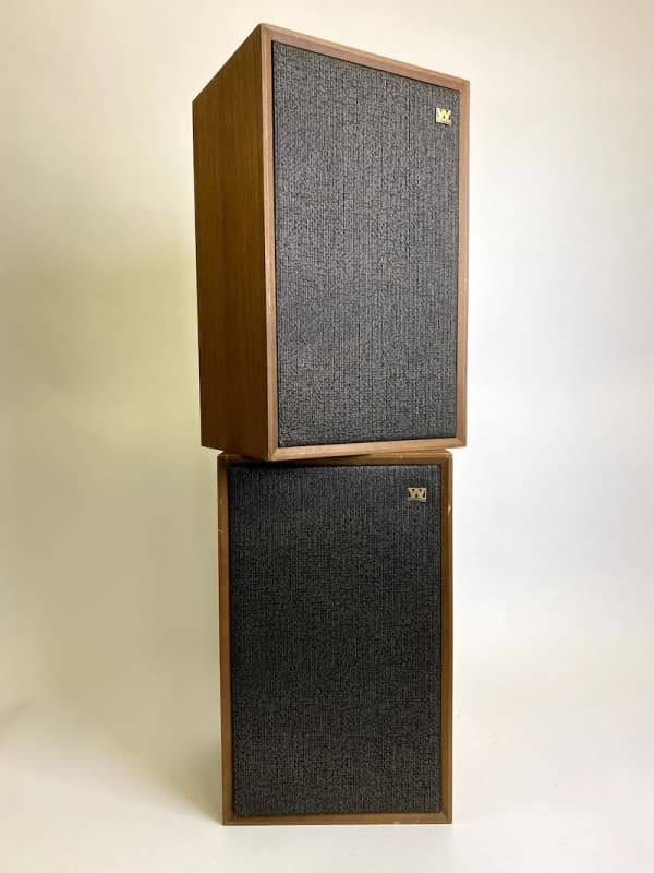 7: Fully Working Wharfedale Speaker