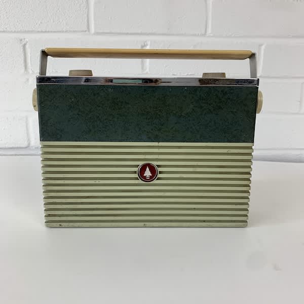 4: Vintage Bush Radio (Non Practical)