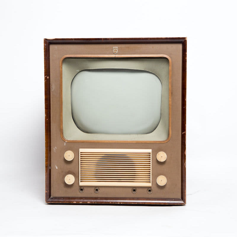 4: Non Practical Vintage Philips TV With Wooden Casing