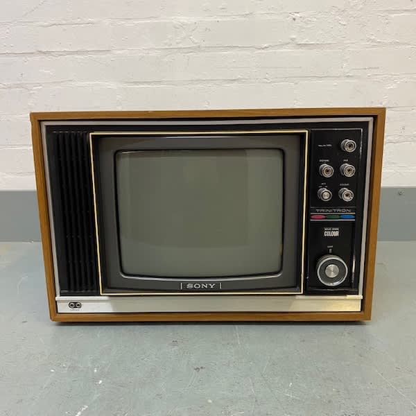 4: Static Only Sony Trinitron Solid State TV (12