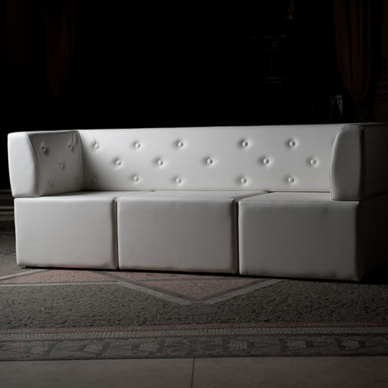 3: Button back modular sofa