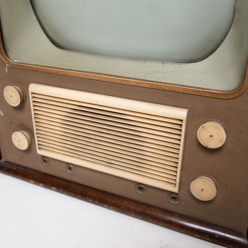 4: Non Practical Vintage Philips TV With Wooden Casing