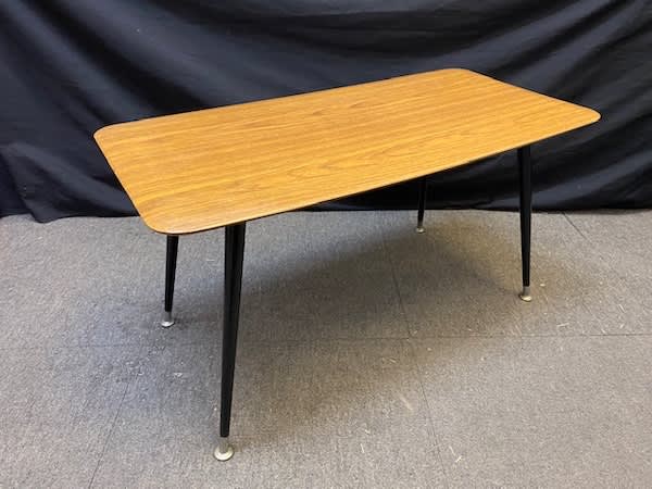 2: Vintage Table