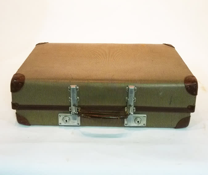 5: Beige Hard Shell Suitcase