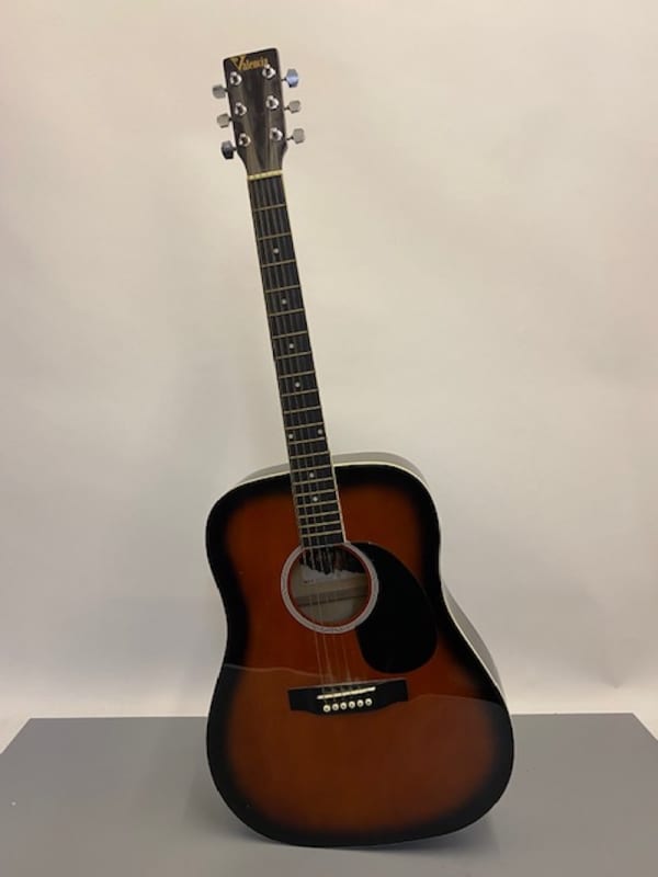 4: Acoustic Valencia Guitar