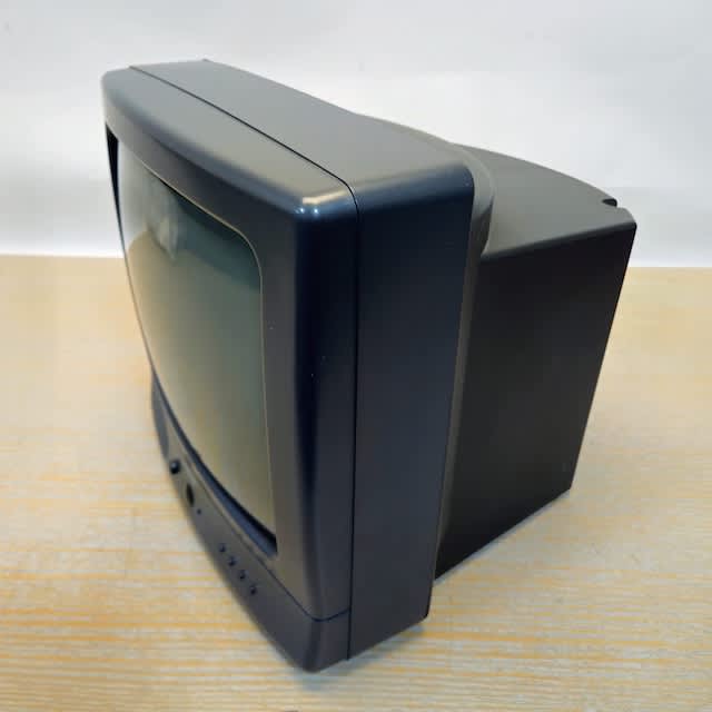 Fully Working Goodmans Colour TV (14