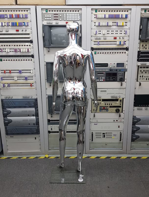 12: Silver Metallic Female Mannequin