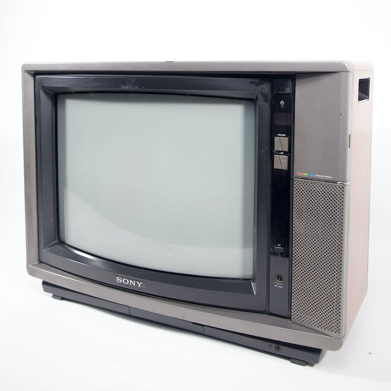 4: Fully Working Sony Trinitron Vintage Colour TV (only available as part of a build with our technician on site)