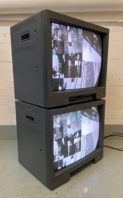 4: Fully Working Retro Colour Monitor (20