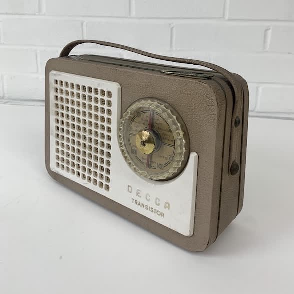 5: Retro Decca Transistor (Non Practical)