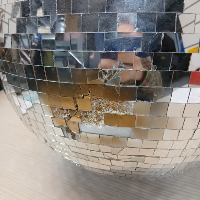 Large Mirror Disco Ball (Diameter 50cm)
