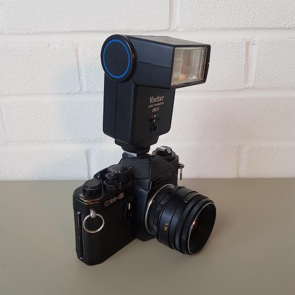 5: Chinon CM-3 Paparazzi Camera With Working Flash Unit